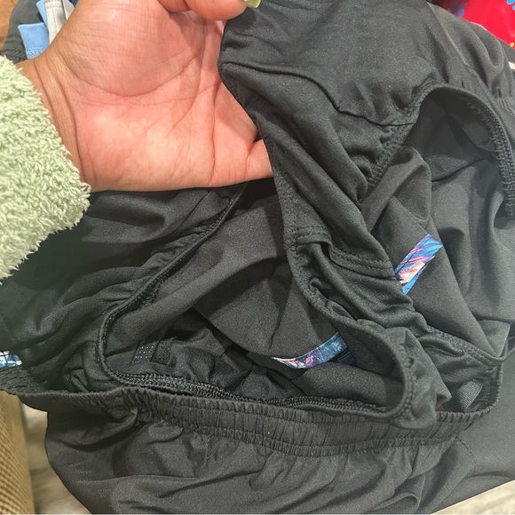 NIKE - Running Shorts - Picture 5 of 5